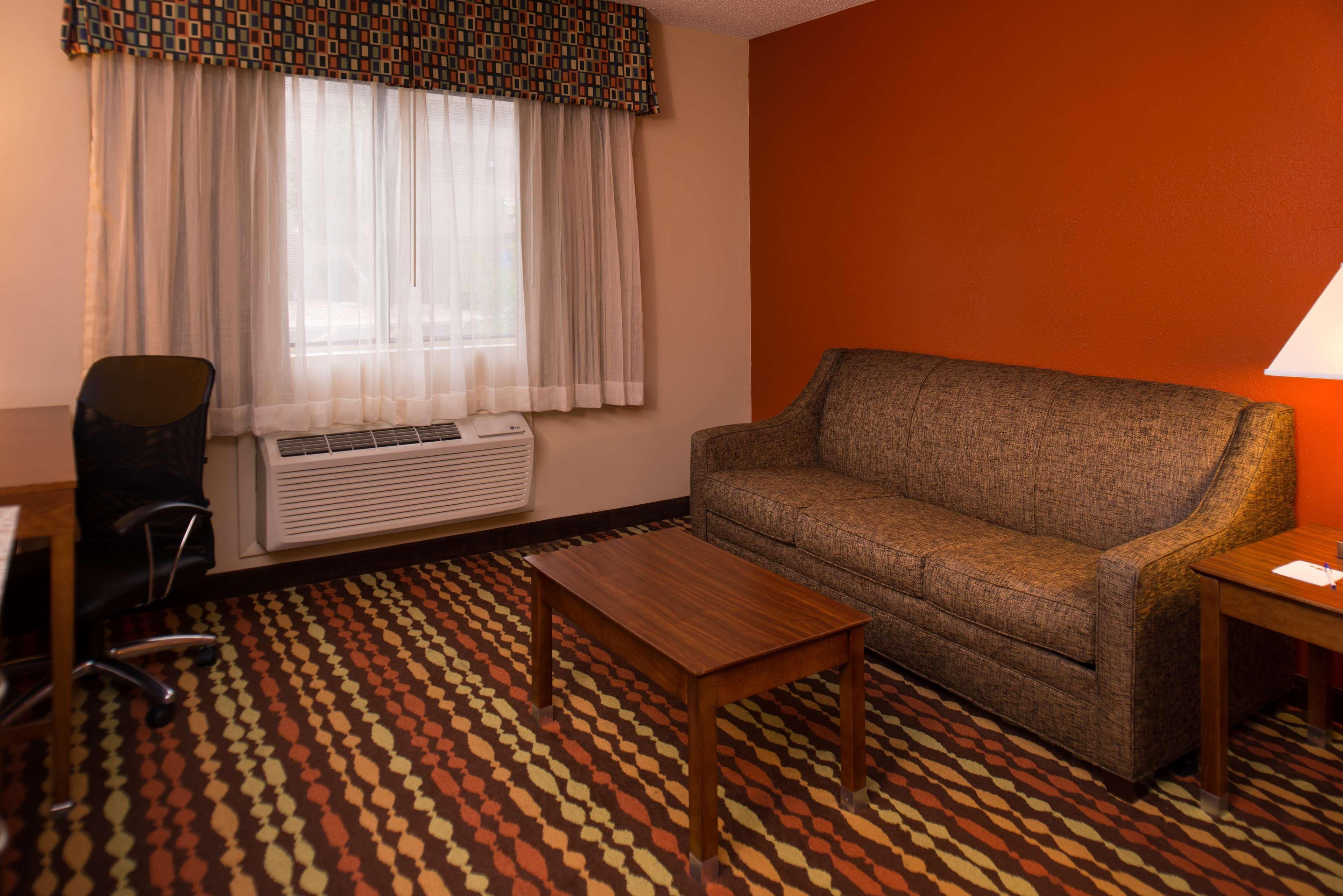 ויסקונסין דלס Best Western Ambassador Inn & Suites מראה חיצוני תמונה
