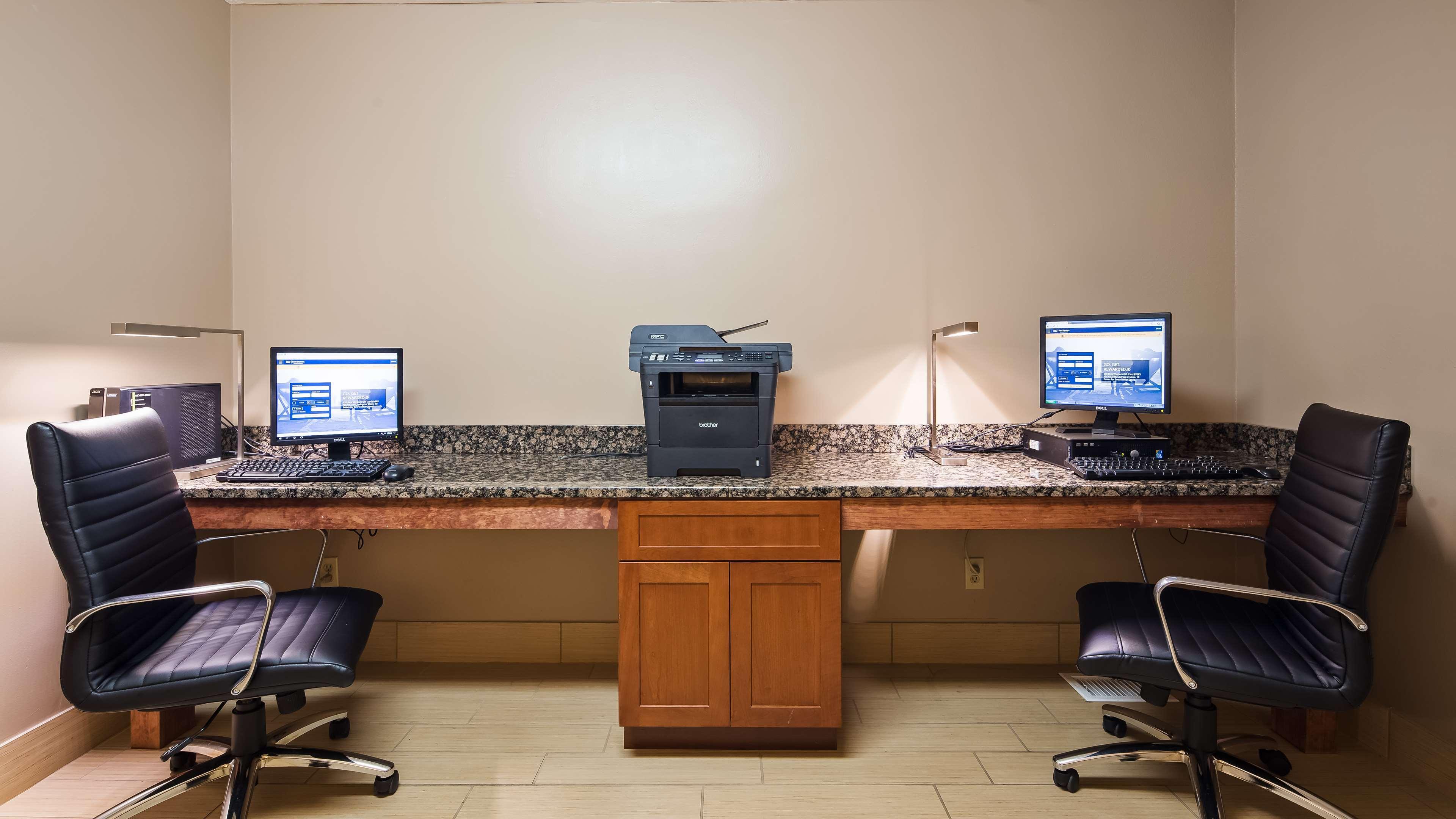 ויסקונסין דלס Best Western Ambassador Inn & Suites מראה חיצוני תמונה