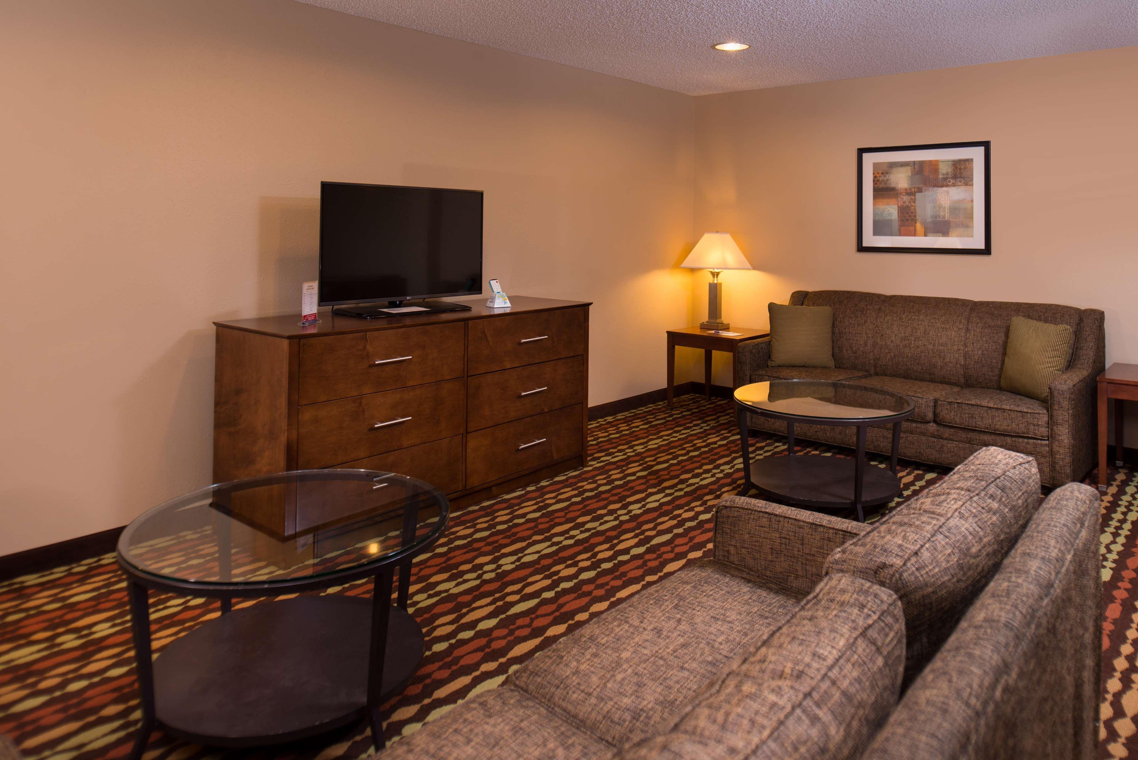 ויסקונסין דלס Best Western Ambassador Inn & Suites מראה חיצוני תמונה
