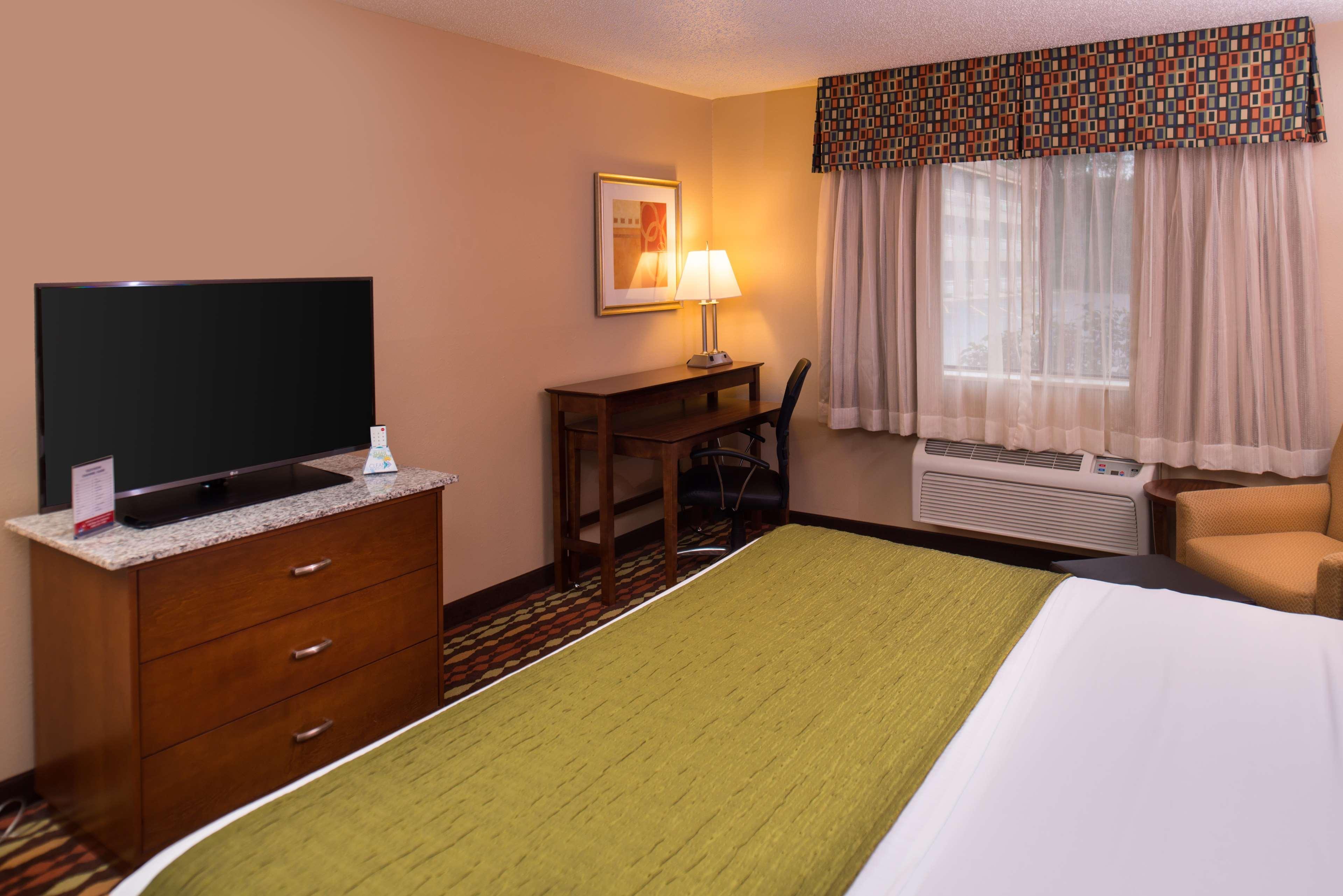 ויסקונסין דלס Best Western Ambassador Inn & Suites מראה חיצוני תמונה