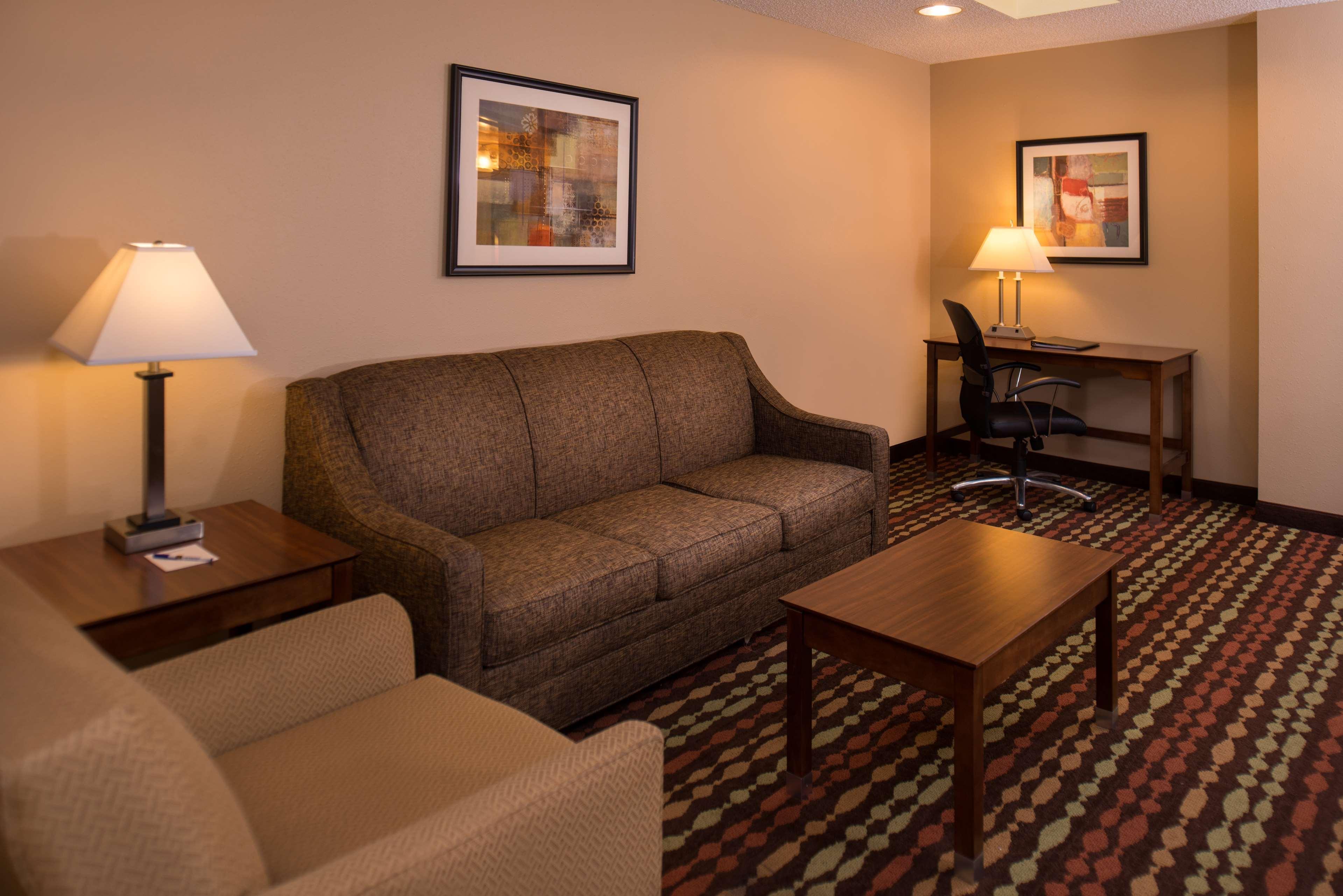 ויסקונסין דלס Best Western Ambassador Inn & Suites מראה חיצוני תמונה