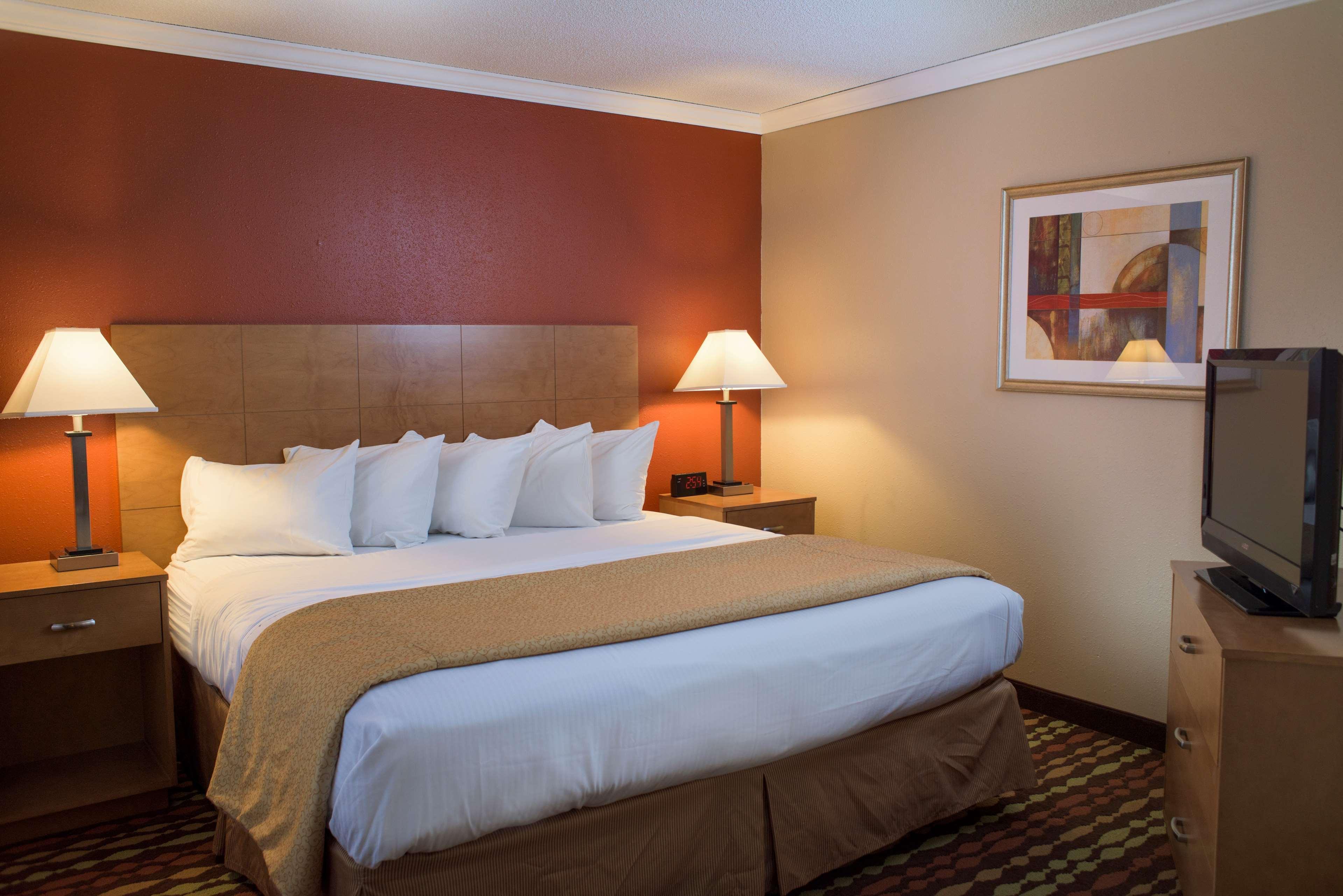 ויסקונסין דלס Best Western Ambassador Inn & Suites מראה חיצוני תמונה