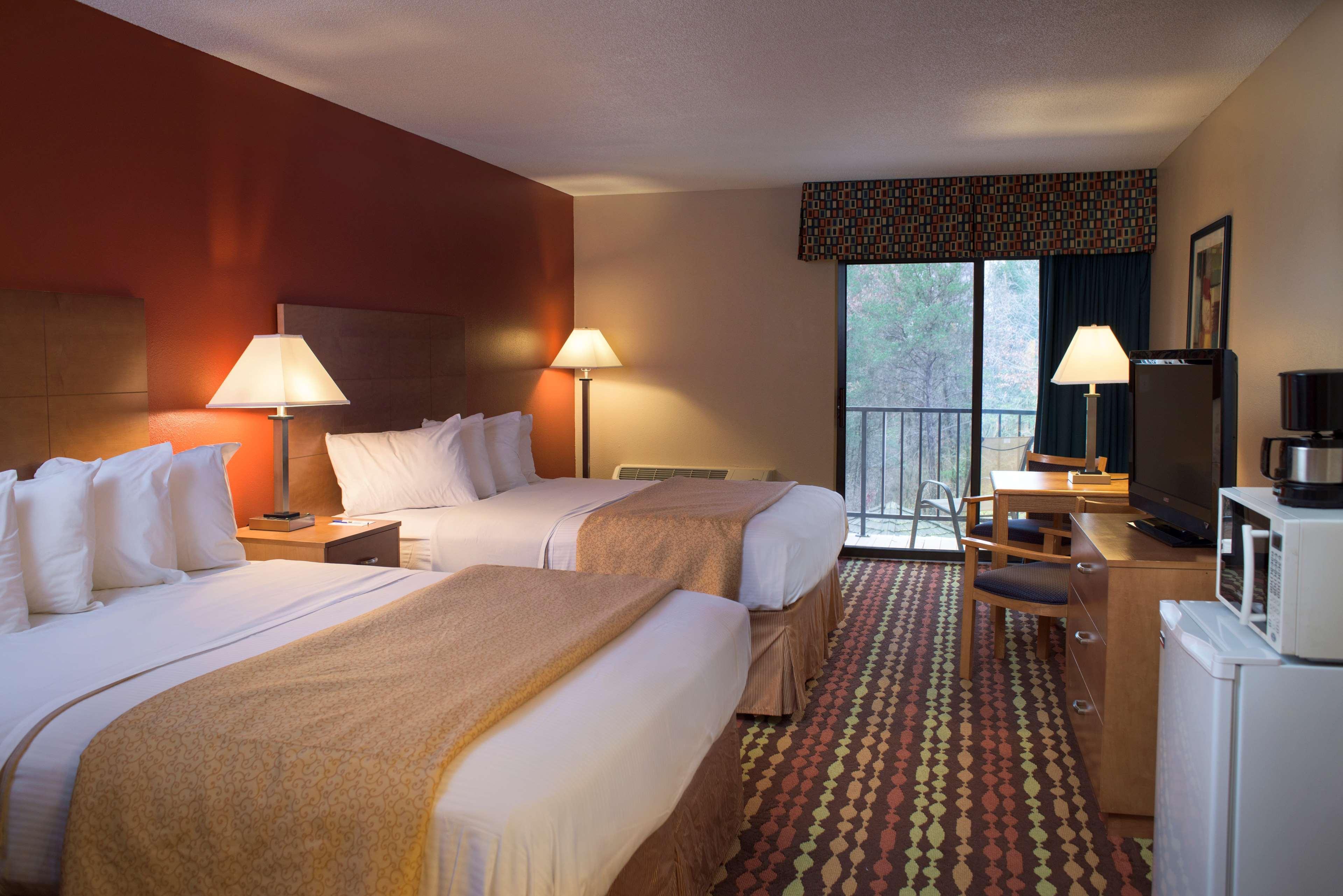 ויסקונסין דלס Best Western Ambassador Inn & Suites מראה חיצוני תמונה